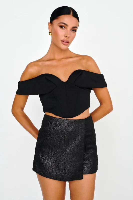 Tenicka Off-Shoulder Crop Top Black